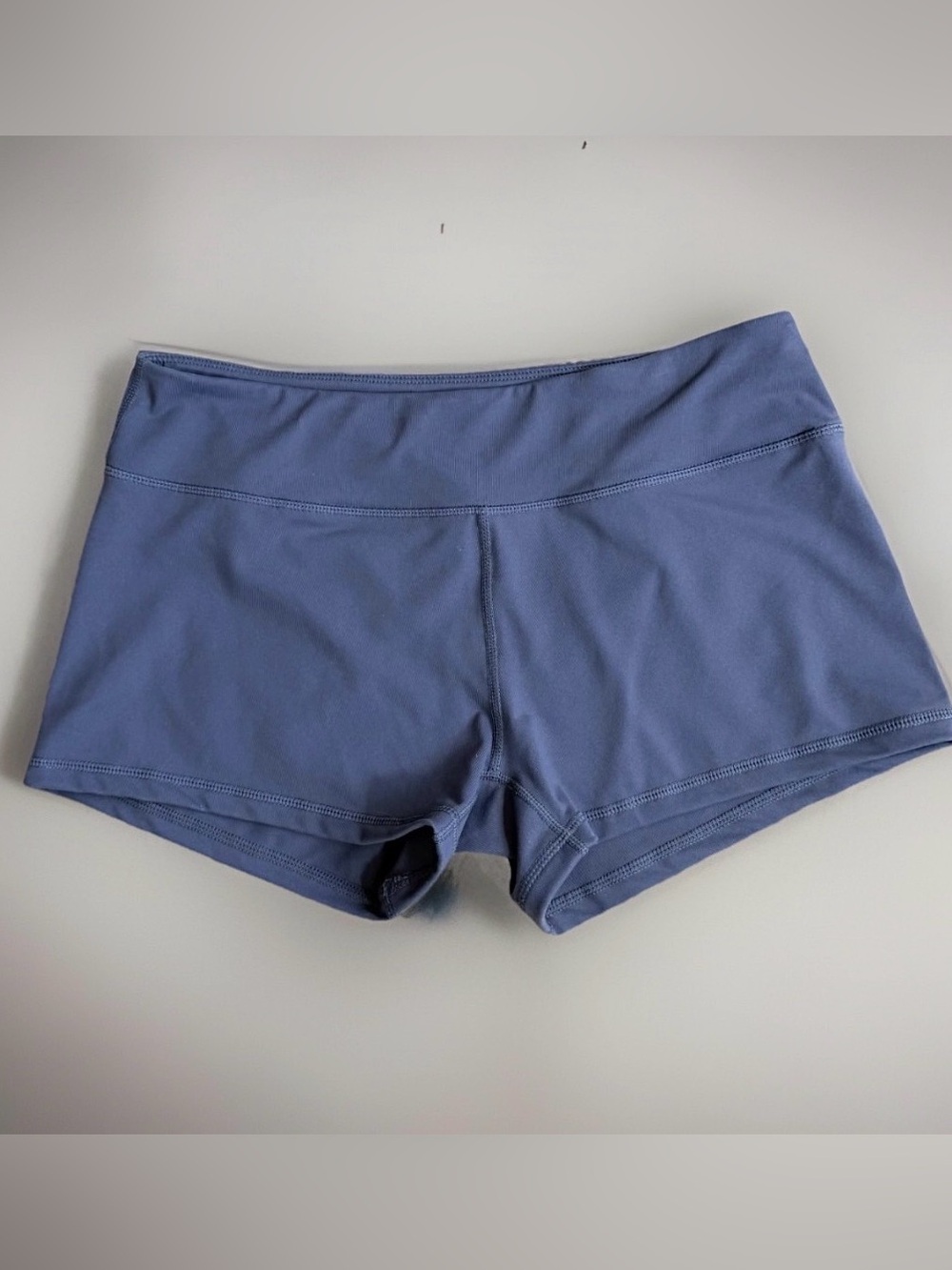 Women’s Born Primitive shorts Size L Large Booty Athletic Running Fitness Gym